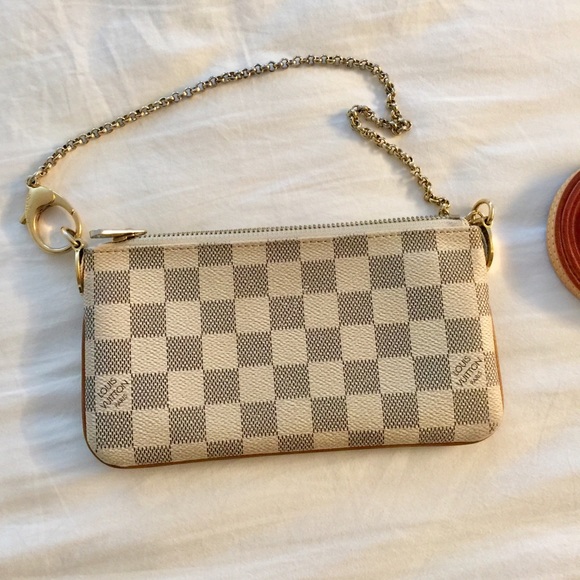 ‼️SOLD‼️‼️Louis Vuitton Milla pochette - Picture 6 of 11